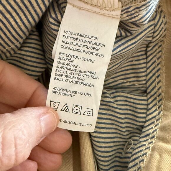 Izod  Saltwater Stretch Khaki Chino Pants - Picture 5 of 6